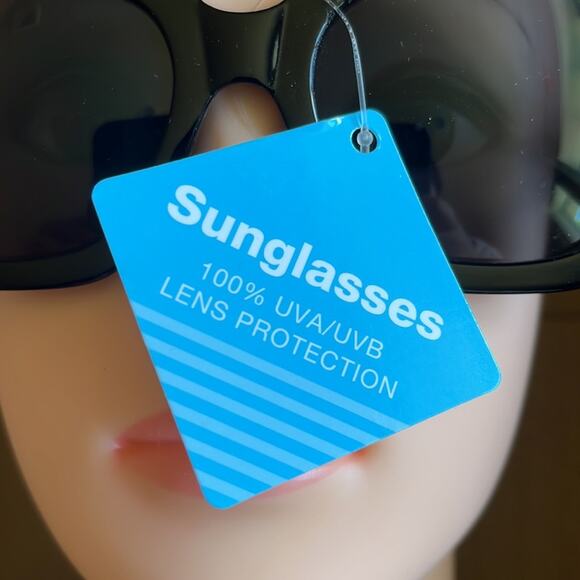 Square Frame Sunglasses Black 100% UVA UVB Protection - Picture 5 of 10